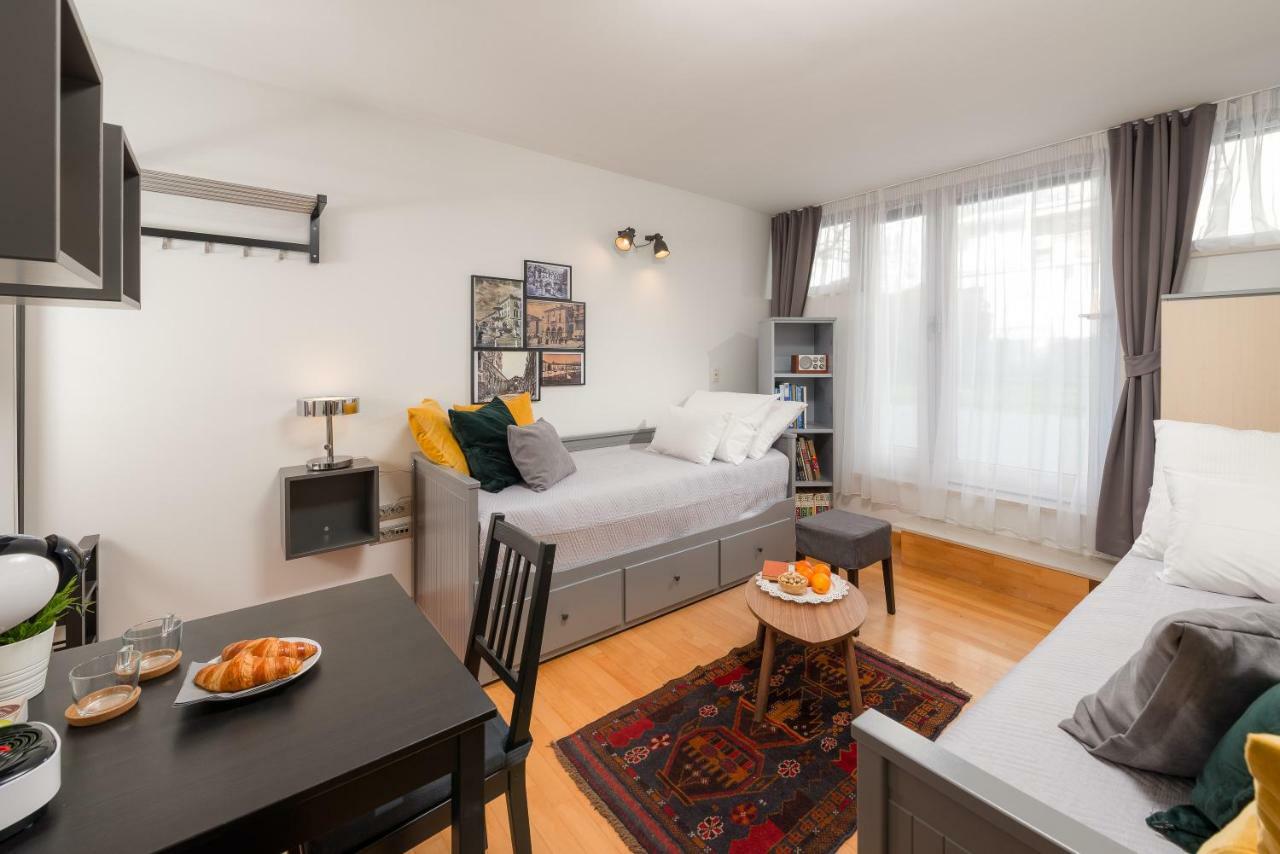 Apartament Astudio *
